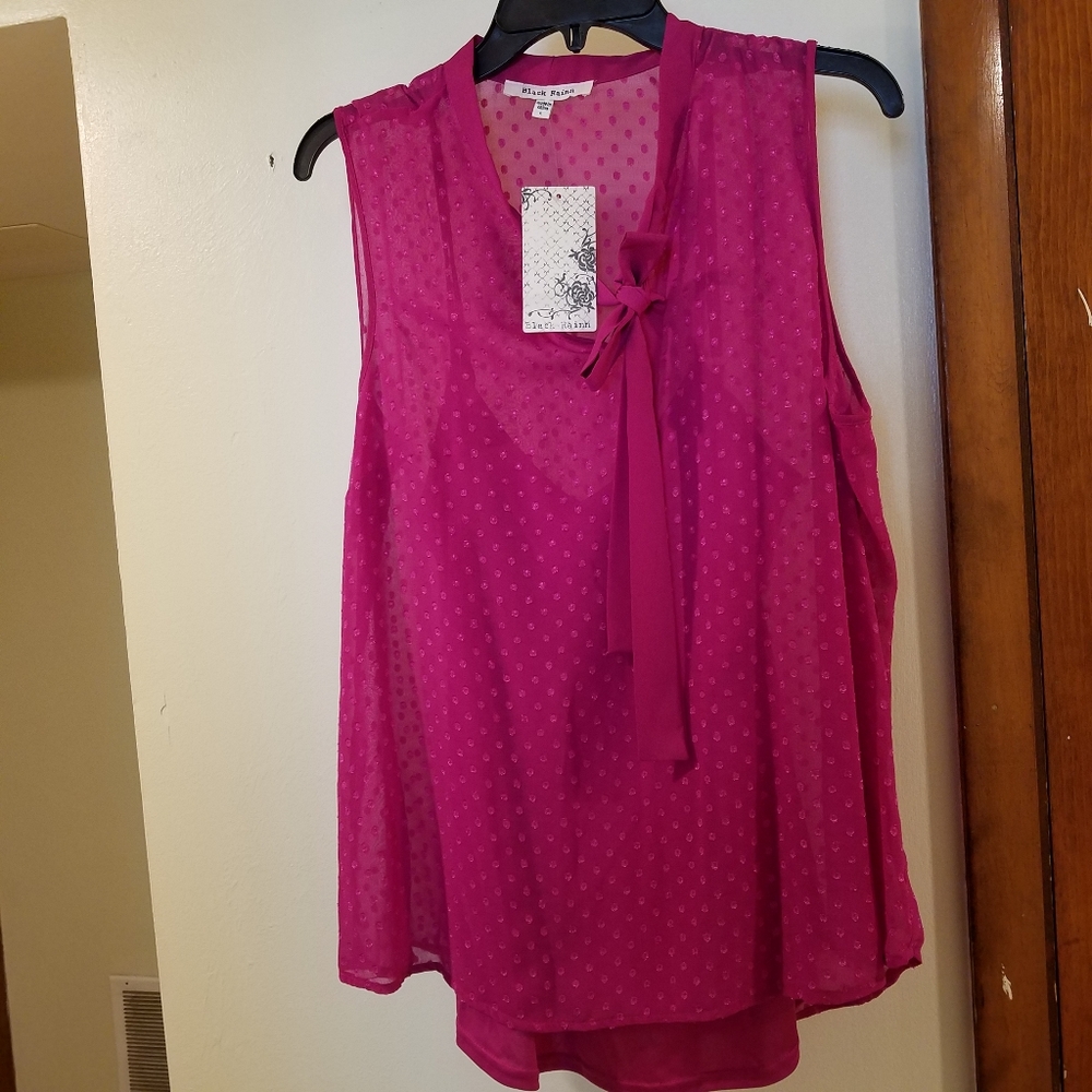 Women top